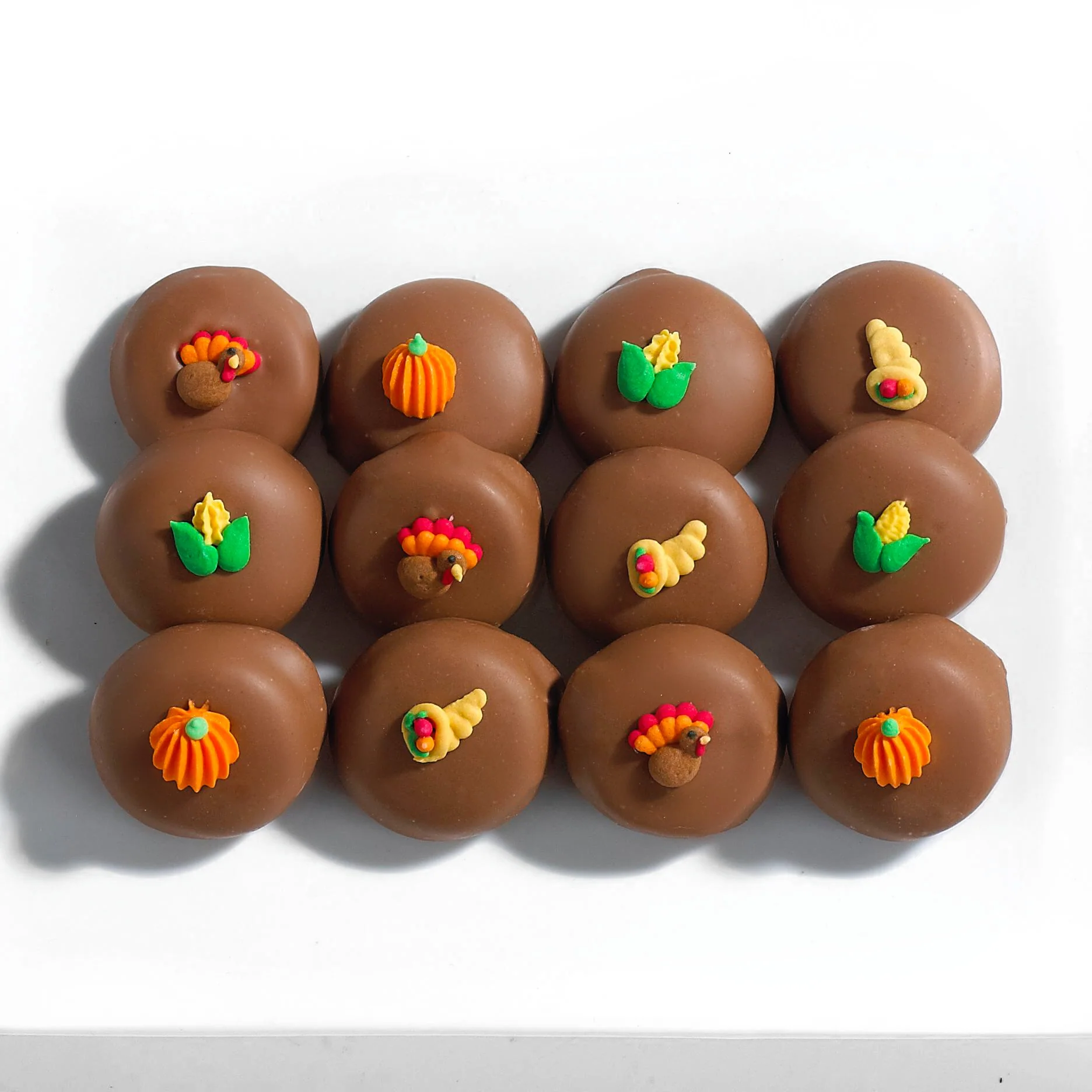 Thanksgiving Decorated Peppermint Creams - Image 2